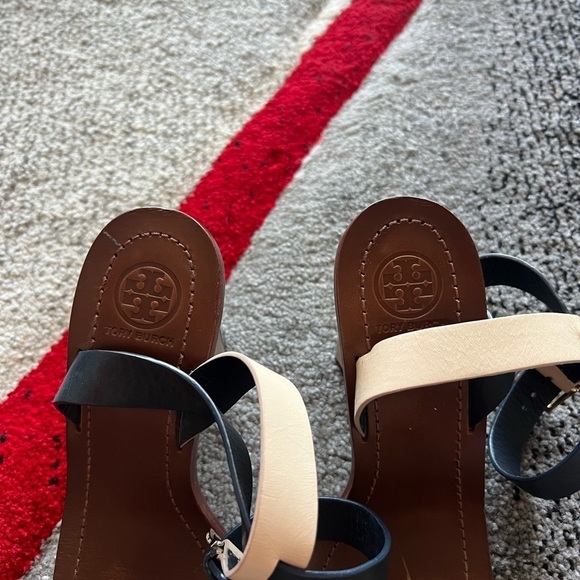 Tory Burch Bleecker Strappy Hexagon Heels - Picture 5 of 7